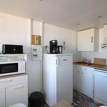 Duplex Climatise, 2 Pieces Avec Mezzanine, Parking Et Terrasse, Proche Et Commerces - Fr-1-307-235 Le Grau-du-Roi