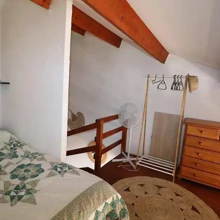 Duplex Climatise, 2 Pieces Avec Mezzanine, Parking Et Terrasse, Proche Et Commerces - Fr-1-307-235 *